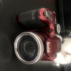 Kodak PIXPRO Red Compact Bridge Camera AZ401